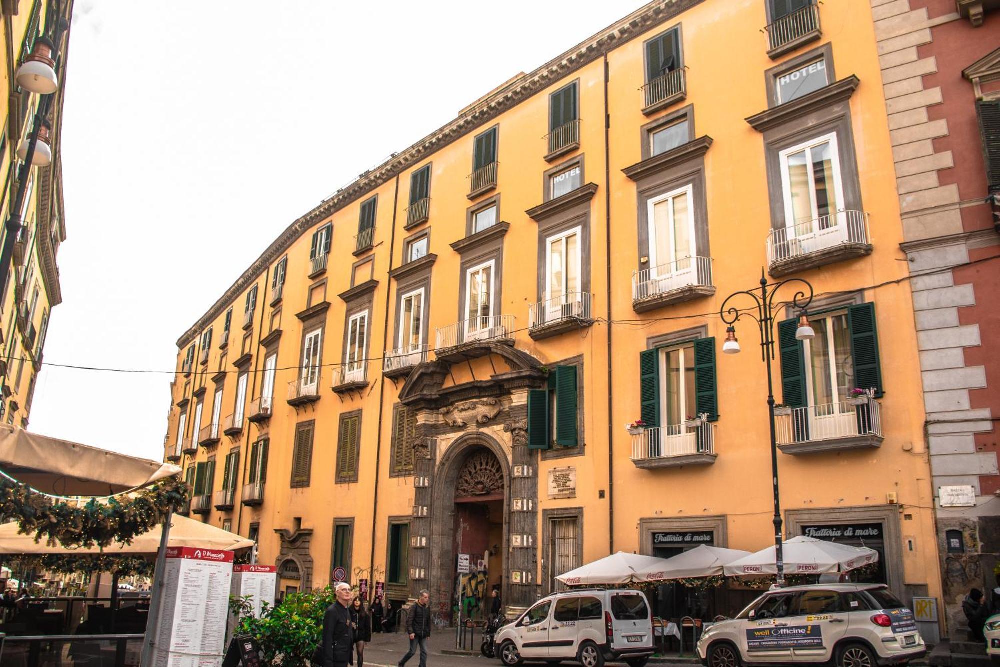 Maison Degas-Dimora Di Charme Napoli Eksteriør billede